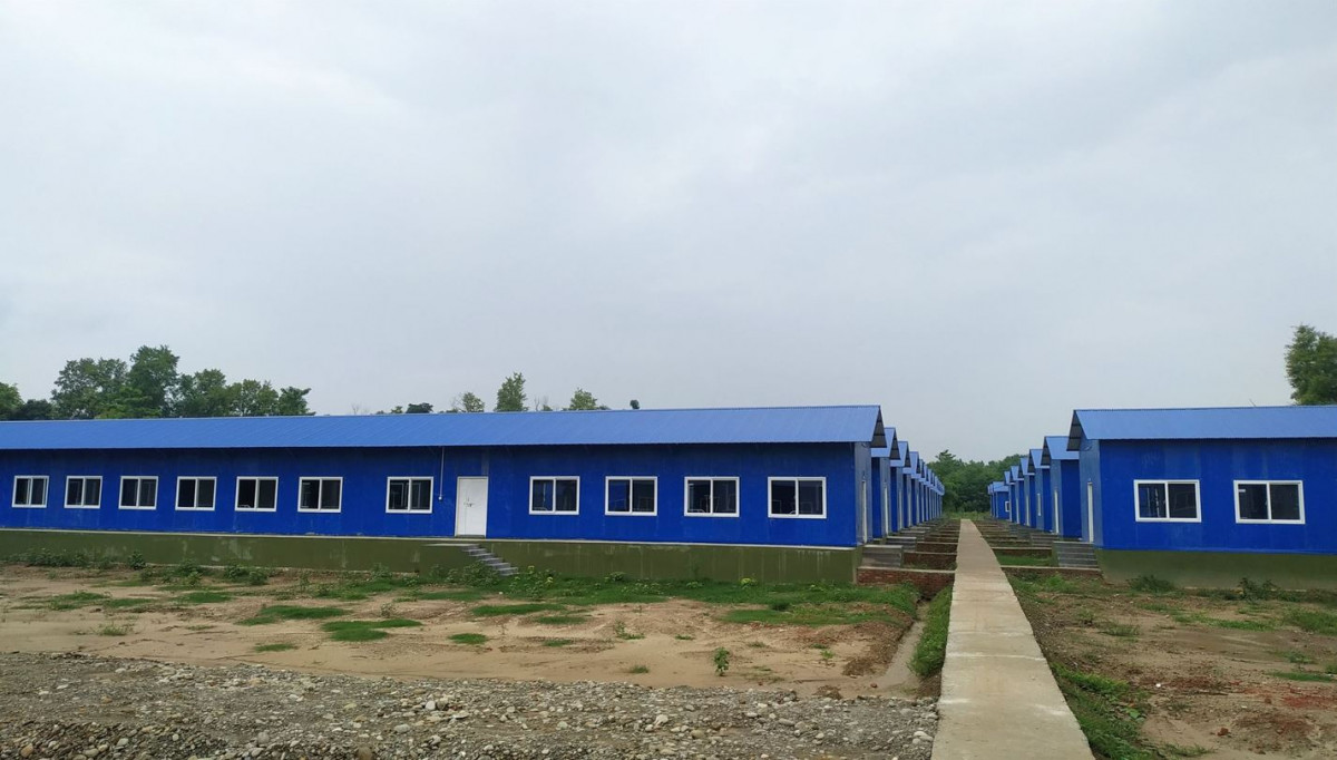 धनगढी-३ मा २८ करोड ८१ लाखको लागतमा बनेको होल्डिङ सेन्टर प्रयोगविहीन